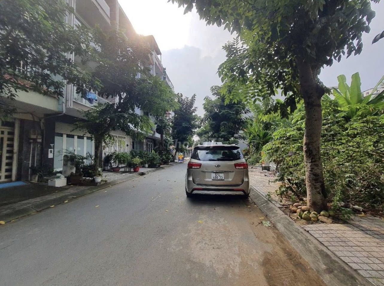 Kho xưởng Quận 7, diện tích 7x20m, giá 19 triệu/tháng, sẵn sàng đón khách