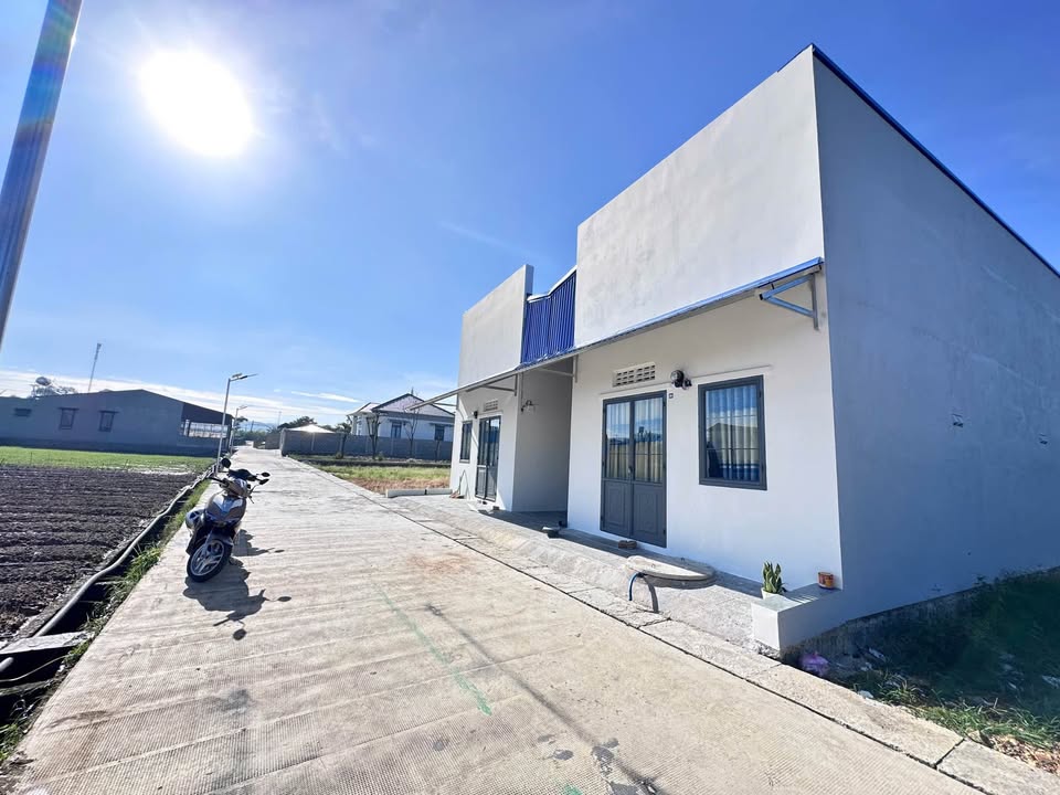 Dãy trọ mới keng, dòng tiền 15 triệu/tháng - đất vàng Đức Trọng