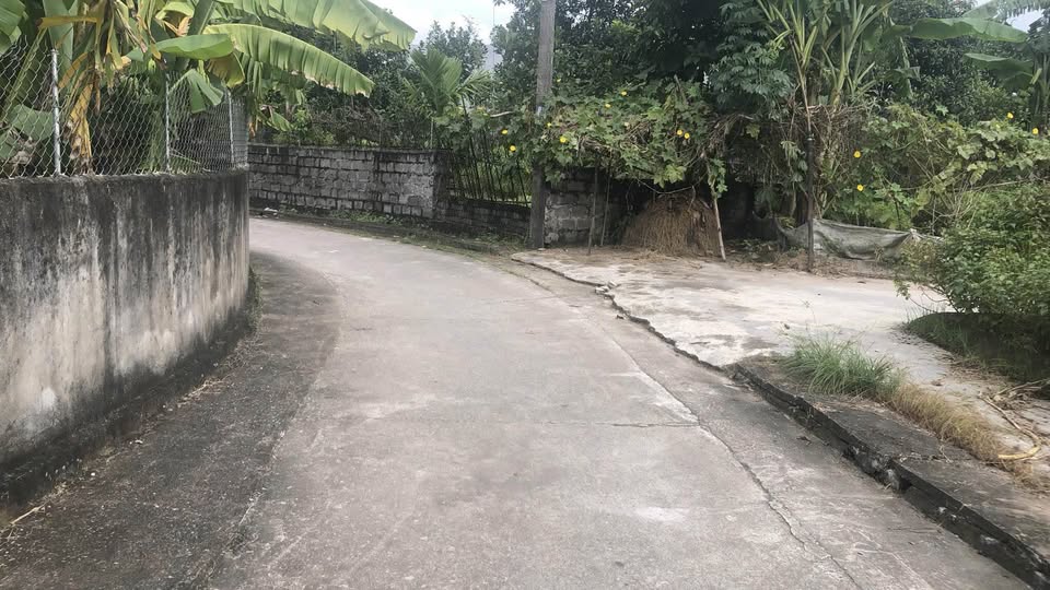 Bán lô góc gần Hòa Mạc, đường ô tô, giá 1 tỷ