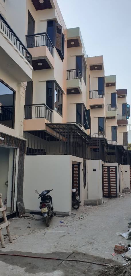 Nhà 3 tầng Trường Chinh 3,19 tỷ, ngõ ô tô đỗ cửa, chốt nhanh kẻo lỡ