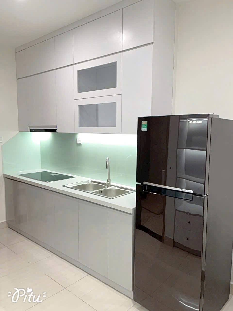 Studio 31m2 Vinhomes Ocean Park, tầng cao, full nội thất, sổ đỏ, giá 2.3x tỷ