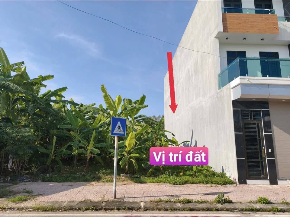 Bán đất tại Đồng Gáo, diện tích 100m2, đường 13.5m, kinh doanh tốt