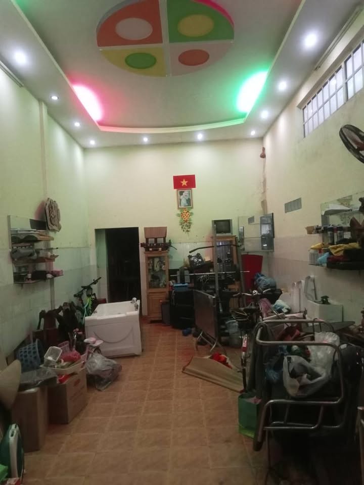 Chào bạn, chúng tôi đang có một bất động sản vô cùng hấp dẫn ngay tại mặt tiền đường Quang Trung