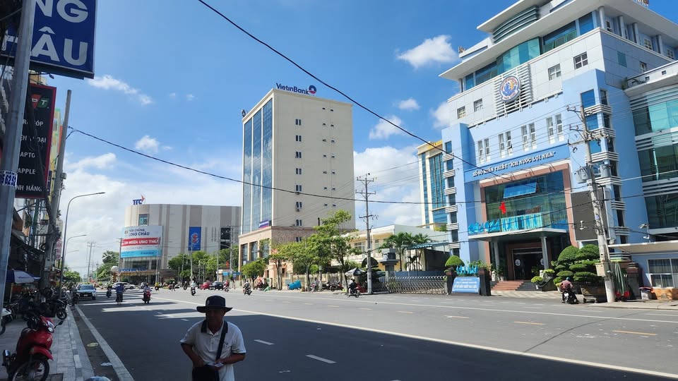 Siêu phẩm nhà mặt tiền đường Hai Bà Trưng, Bạc Liêu đã cập bến