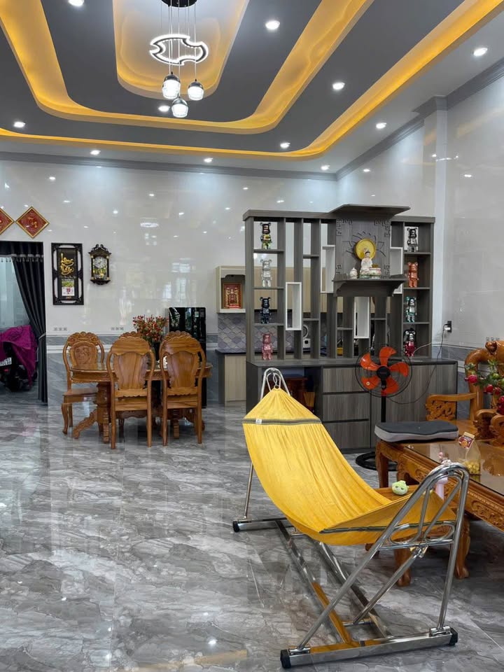 Bán nhà mới tinh 99% - ngõ thông ra Quốc lộ 91, chỉ 1.6 tỷ