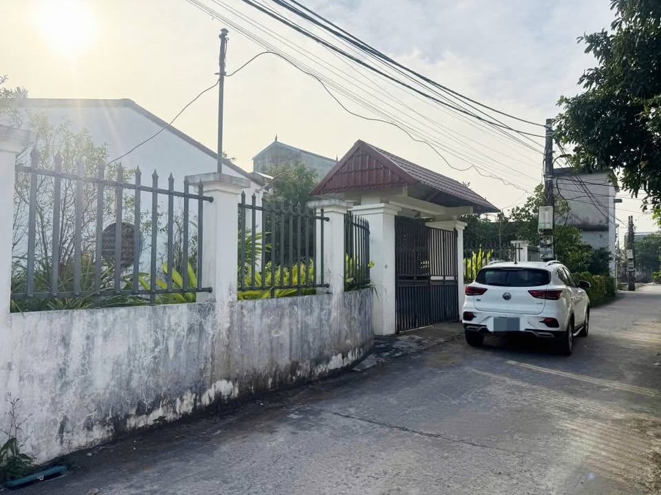 Bán đất vuông vắn khu vực Phà Tân Đệ, Mỹ Tân, ngõ thông 2 ô tô tránh, gần bệnh viện 700 giường