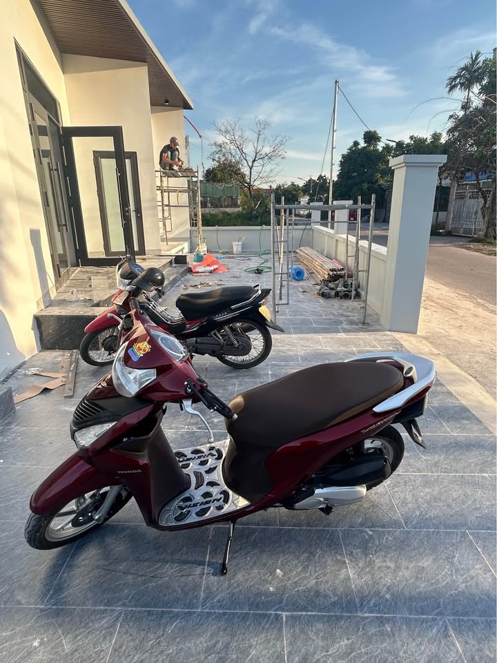 Ngôi nhà cấp 4 như biệt thự, 200m2 đất, 3 phòng ngủ tại khu 5 Hải Yên, Móng Cái