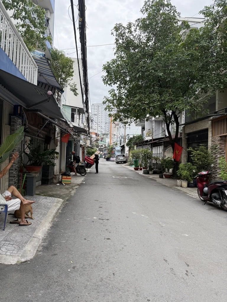 Bán nhà Bình Thạnh, hẻm xe hơi, 5 tầng, 12 căn hộ dịch vụ, doanh thu 50-60 triệu/tháng - Đầu tư là lời ngay