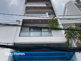 Tọa lạc tại vị trí đắc địa trên mặt tiền đường Tam Đảo sầm uất, trung tâm Quận 10