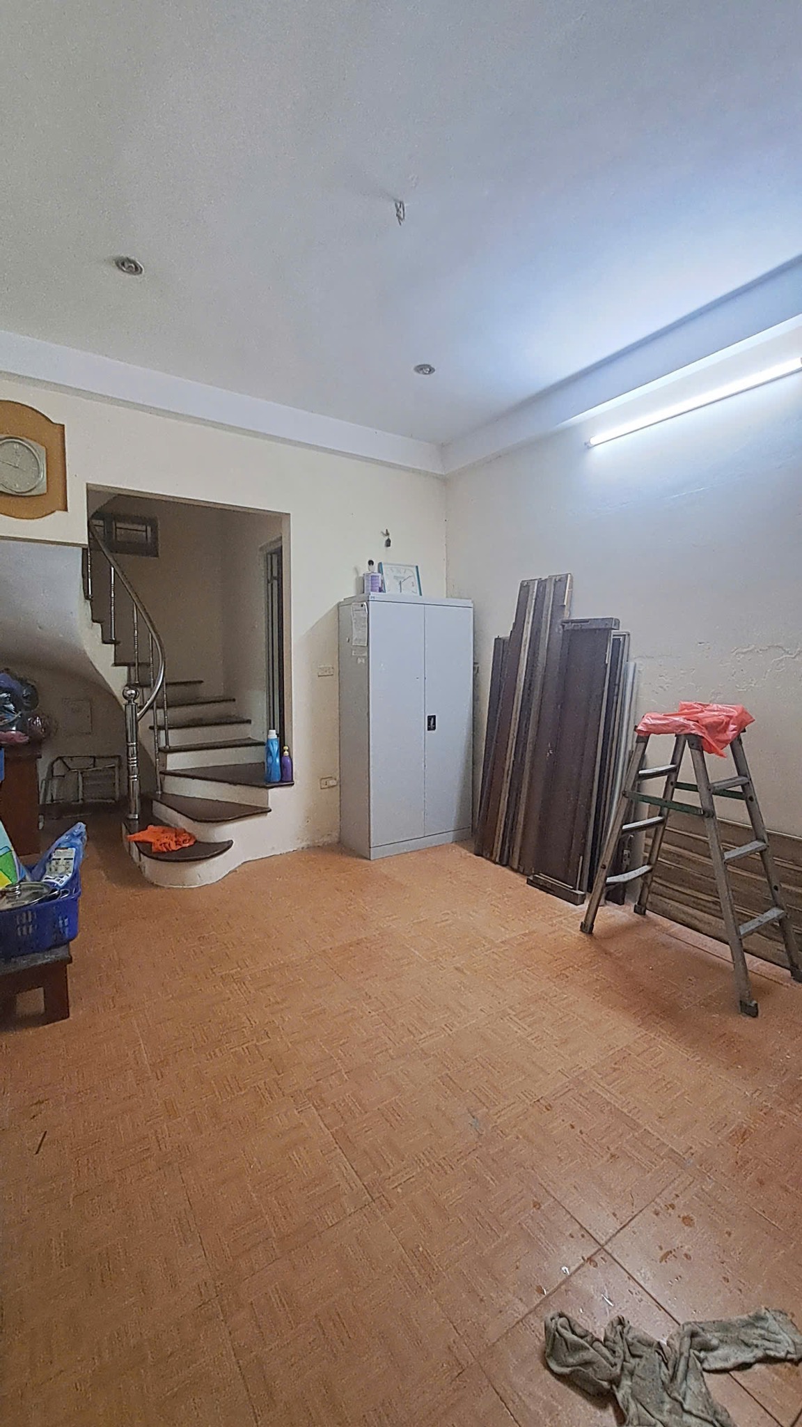 Cho thuê gấp nhà riêng 5 tầng ngõ 254 Lê Thanh Nghị - 10 triệu/tháng