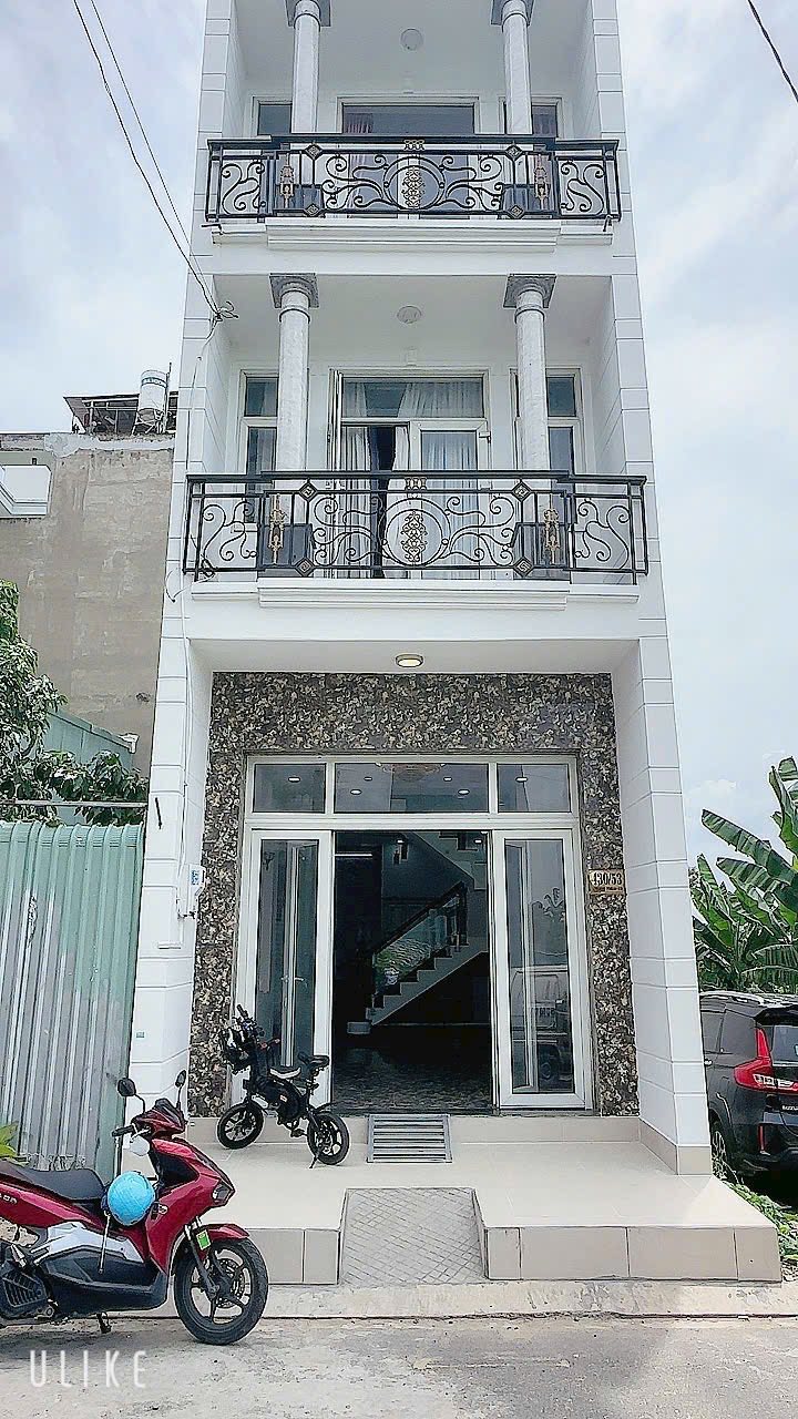 Cho thuê nhà xinh full nội thất, Quận 12, hẻm xe hơi, giá yêu thương, dọn vào ở ngay