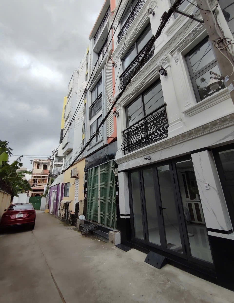 Nhà 4 tầng 3 phòng ngủ Bình Thạnh - ô tô đỗ cửa, tặng nội thất xịn sò