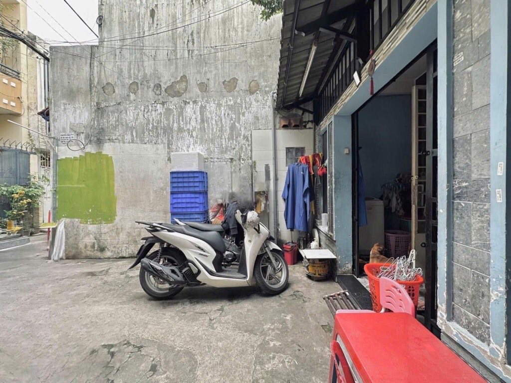 Nhà Phan Xích Long - Hẻm xe hơi, nở hậu tài lộc, xây CHDV triệu đô