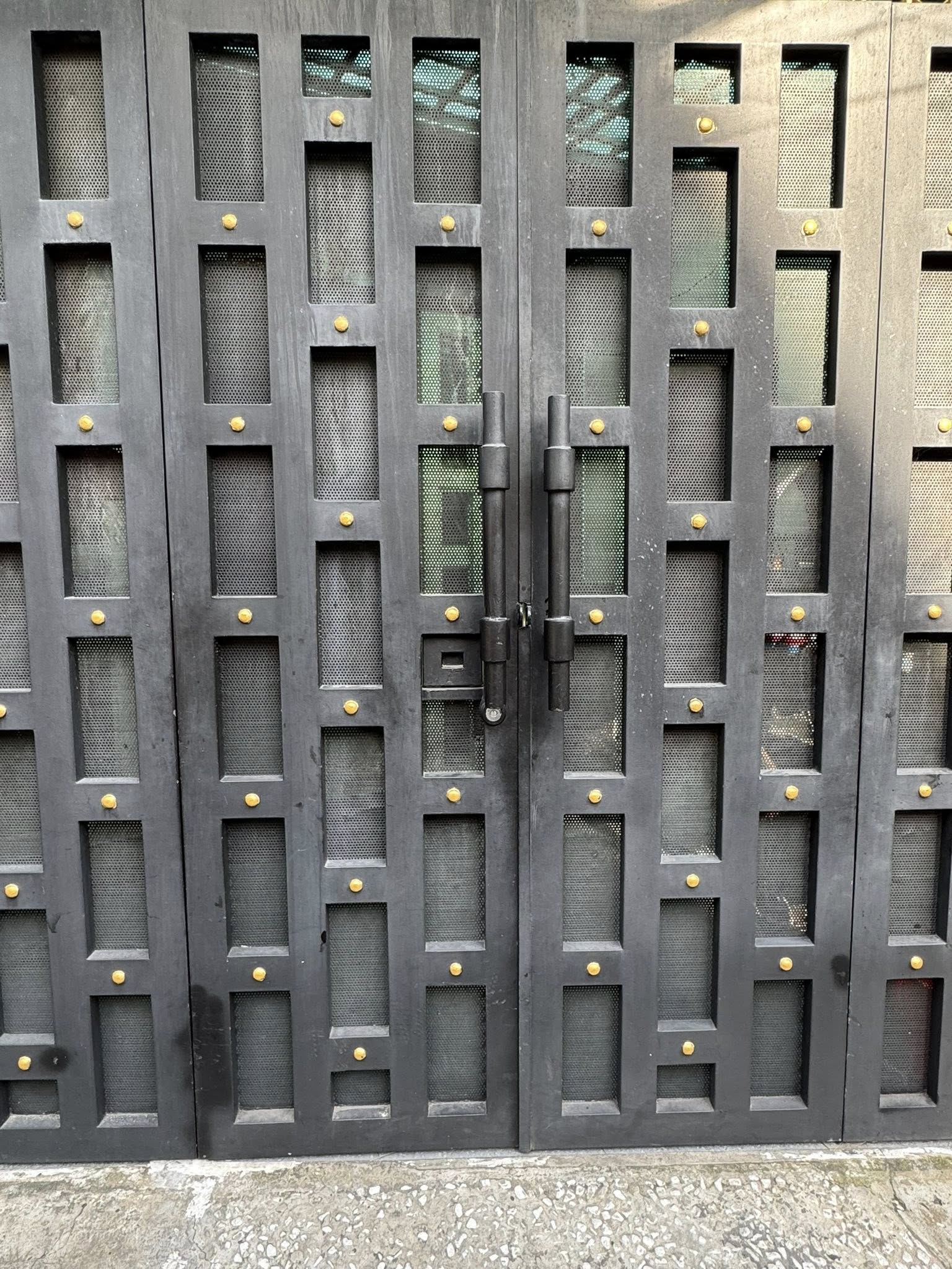 Sống chill ở Phú Nhuận, nhà 4 tầng mặt tiền kinh doanh, chỉ hơn 7 tỷ