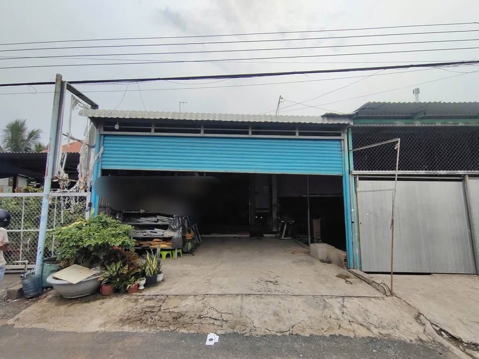 Bán nhà 140m2 tại Châu Phú, An Giang, gần Cầu Ngang Ba Tiệm, 2 phòng ngủ, giá 1.35 tỷ