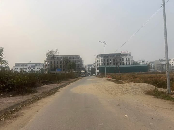 Mảnh đất dịch vụ Hãn Lữ view hồ thơ mộng, vị trí đắc địa