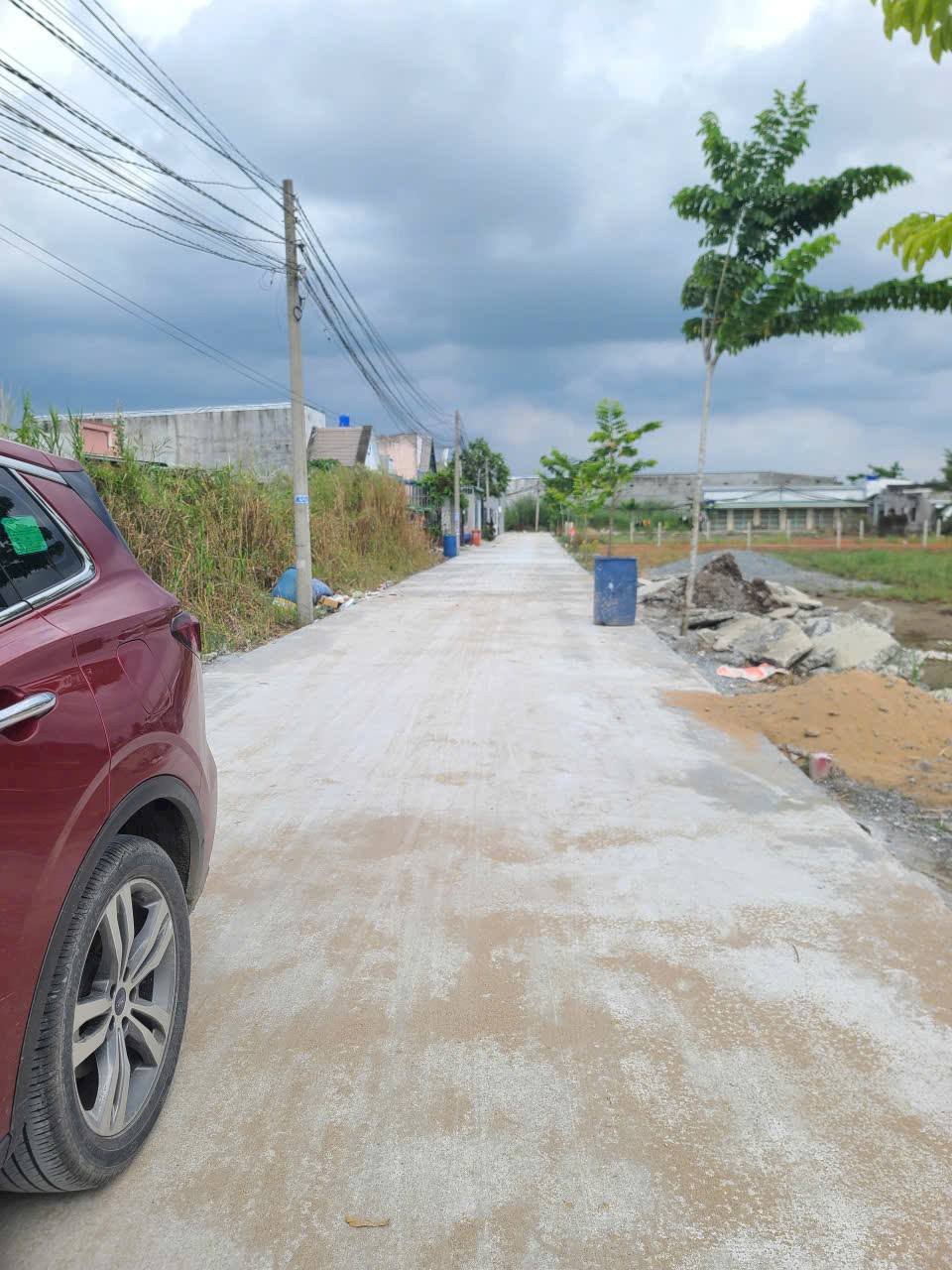 Cơ hội sở hữu ngay lô đất vuông vắn tại ấp 2, Hựu Thạnh, Đức Hòa, Long An