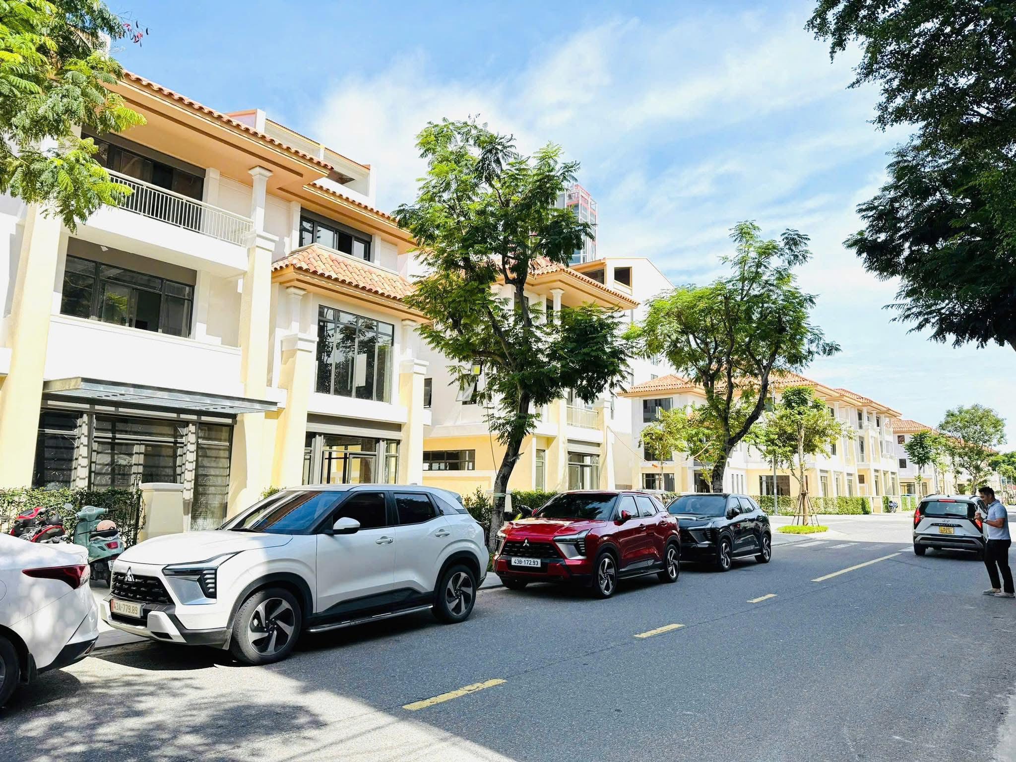 Nhà 3 tầng 2 mặt tiền đường 2/9, Đà Nẵng trung tâm sầm uất