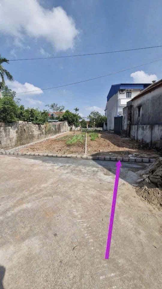 Lô đất Phùng Hưng - Khoái Châu, 137,9m2, mặt tiền 5m, đường thông ô tô vào tận đất