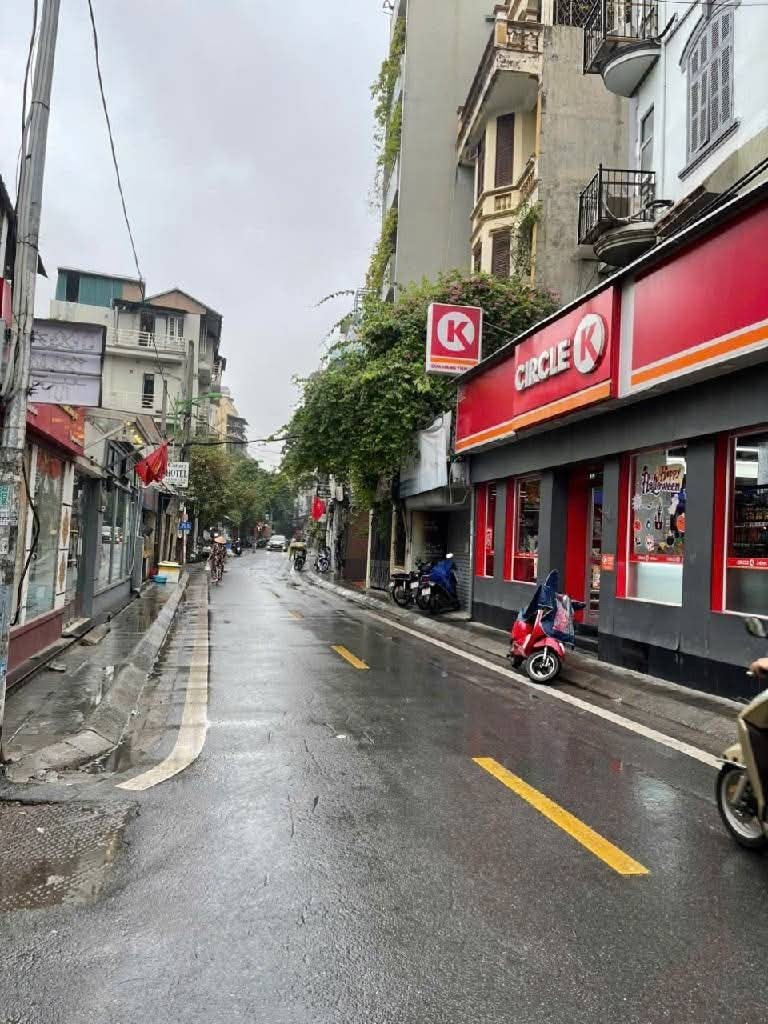 Cần bán căn hộ tại khu tập thể Vạn Bảo, Quận Ba Đình, Thành phố Hà Nội