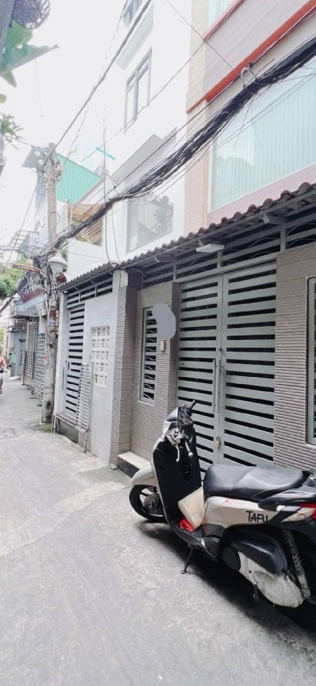 Nhà Tôn Đản, mua 1 được 2, ngang 7m, sổ hồng hoàn công