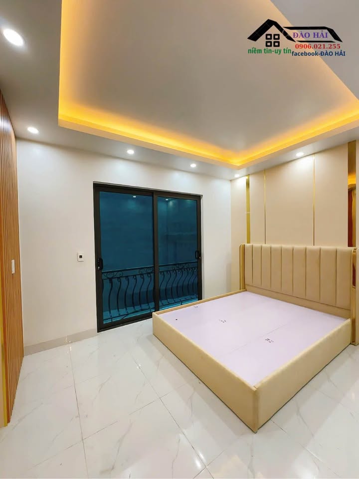 Bán nhà 3 tầng full nội thất, trung tâm Thành phố Thái Bình, 2.5 tỷ