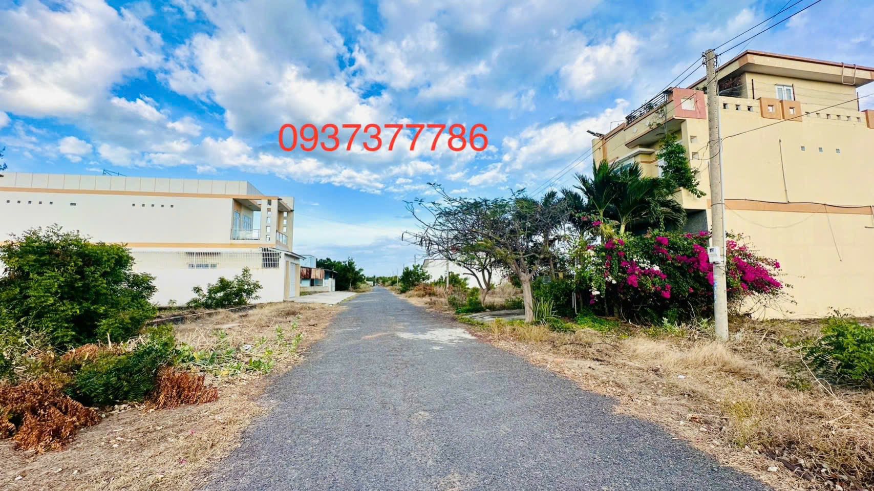 Lô đất 120m2 ven biển Phan Rí Cửa, sổ hồng sẵn sàng, giá tốt