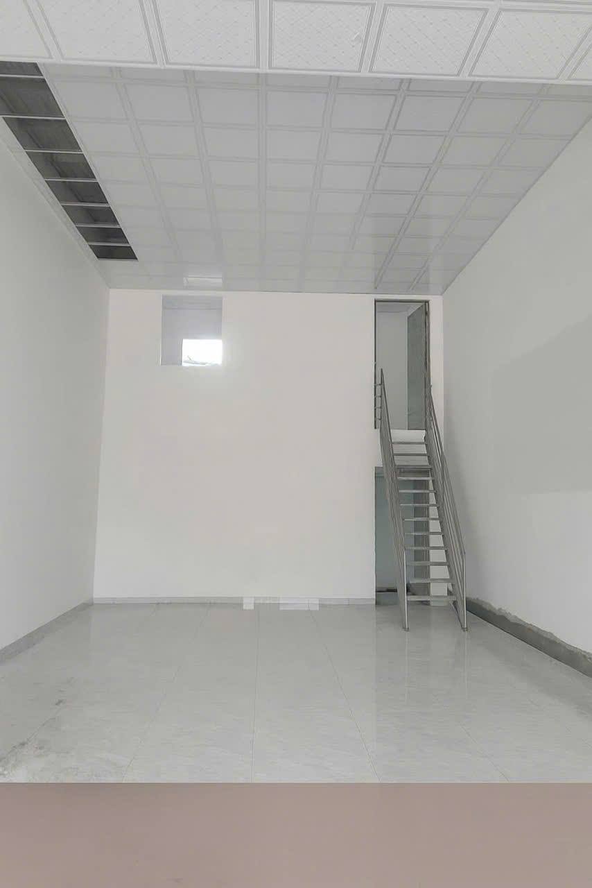 Cho thuê mặt bằng kinh doanh 100% ngay vòng xoay Hiệp Thành - Thủ Dầu Một