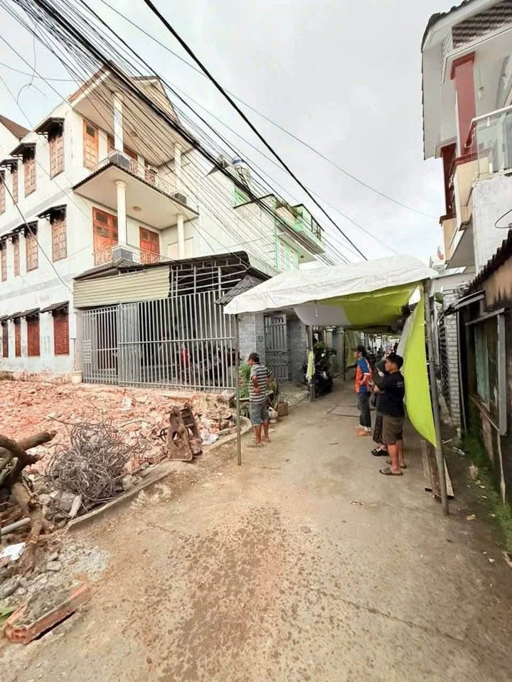 Đất vàng Dĩ An, 166m2 thổ cư, giá hời 4,7 tỷ