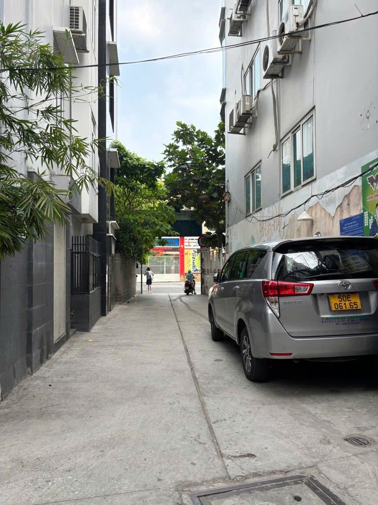 Nhà xinh trung tâm Quận 3, 3 tầng 4 ngủ, hẻm an ninh, giá iu thương 5.4 tỷ