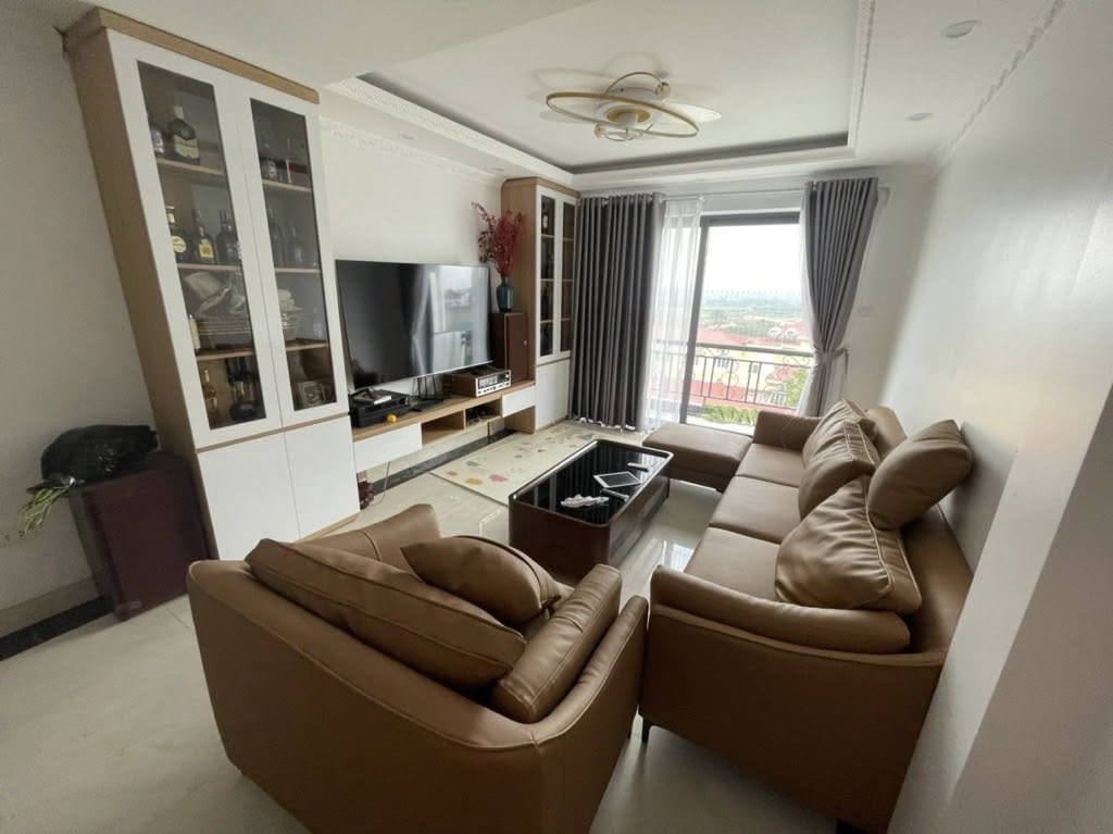 Nhà đẹp Xuân Thủy, Cầu Giấy, ngõ rộng ô tô, sổ vuông vắn 57m2