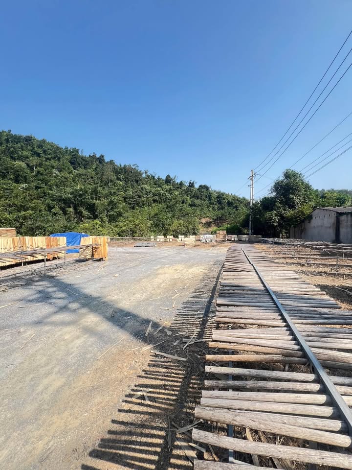 Đất vàng mặt quốc lộ 70, 1550m2 thổ cư, cơ hội vàng tại phường Lào Cai