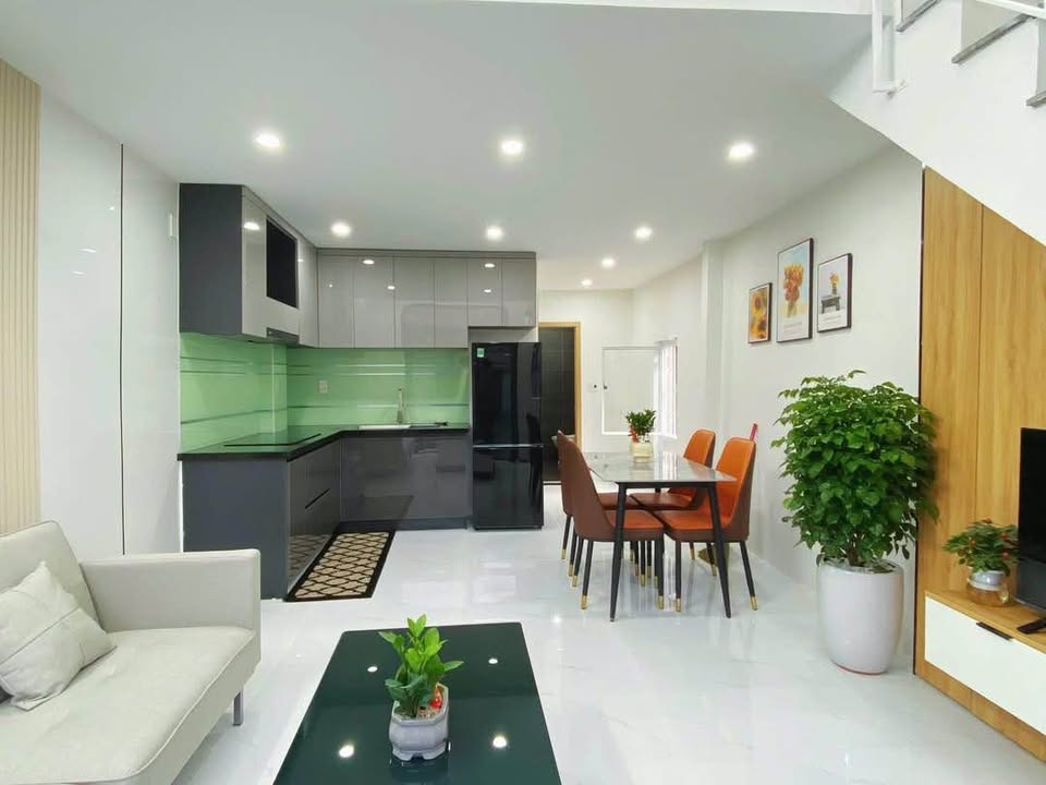 Siêu phẩm nhà 2 tầng tại trung tâm Đà Nẵng, địa chỉ đường Hoàng Diệu, quận Hải Châu đây rồi