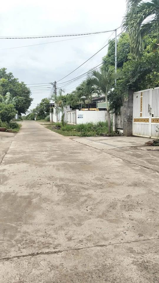 Bán lô đất ngay hẻm Huỳnh Tấn Phát thông Trần Nhân Tông, Buôn Ma Thuột, 5x23m, giá 1.25 tỷ