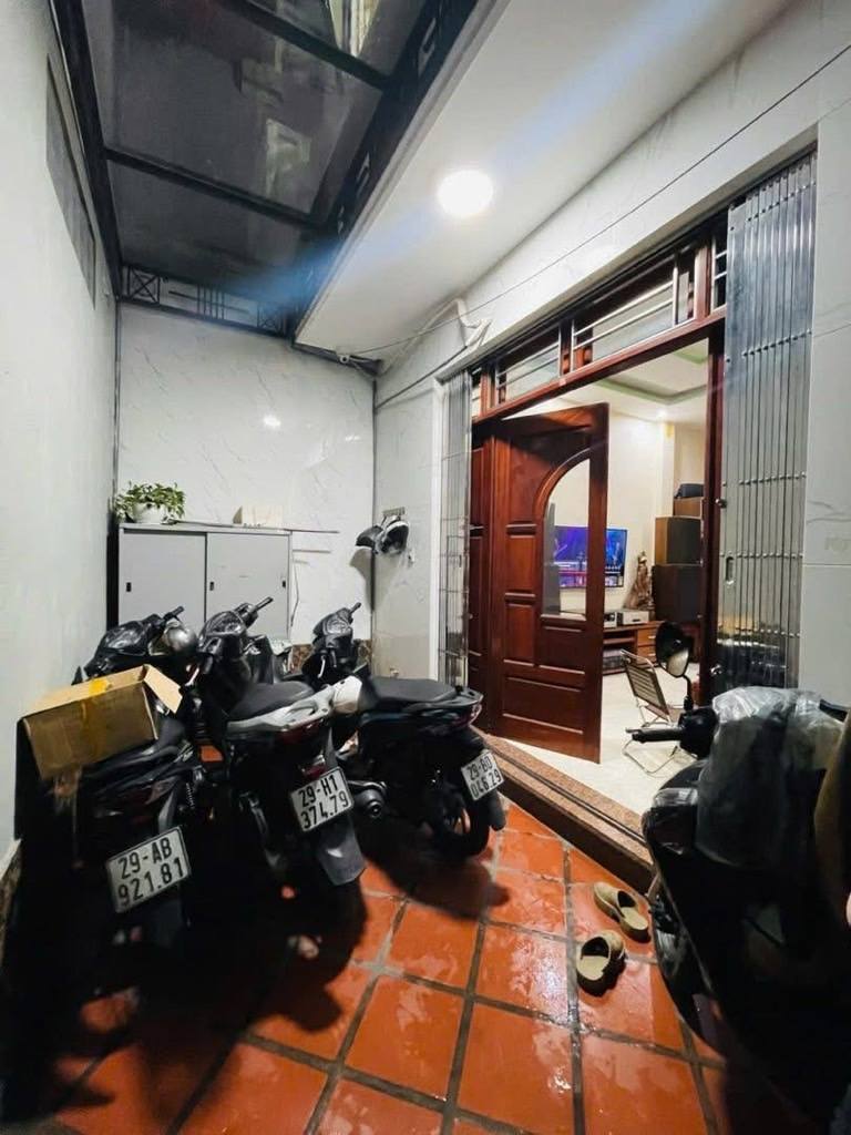 Chào bạn, mình có một căn nhà rất ưng ý tại phố Kim Hoa, quận Đống Đa