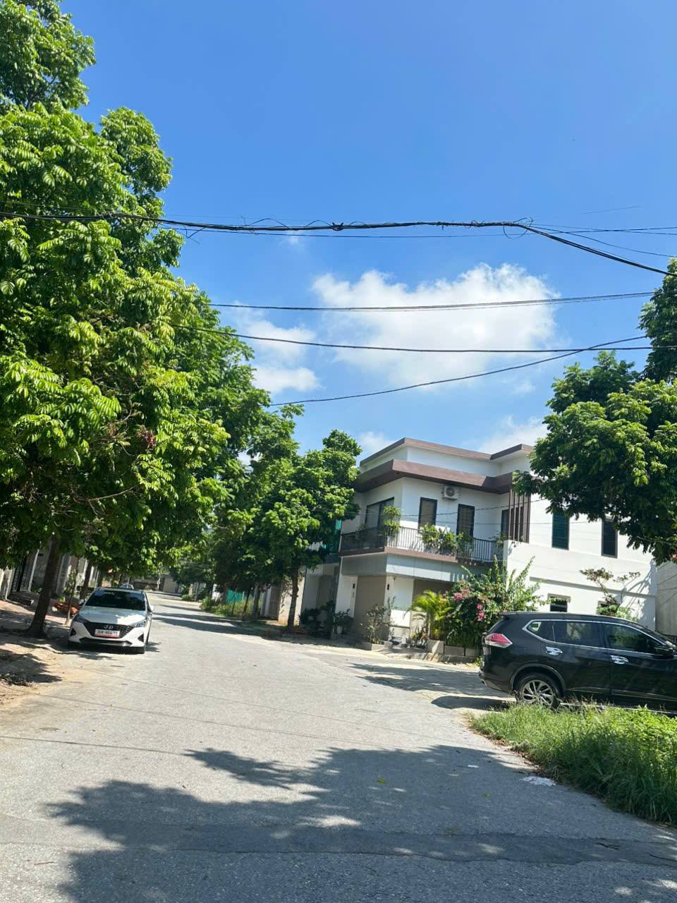 Chào mừng quý khách đến với cơ hội sở hữu một lô đất góc đắc địa tại khu vực Đông Phú 2, Đồng Tâm, Vĩnh Yên