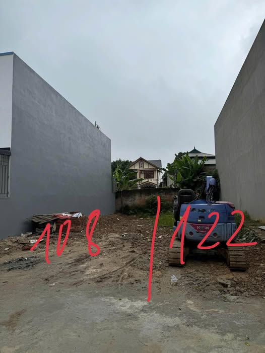 Đất Mỹ Sơn xịn sò, ô tô 7 chỗ vào tận nơi, giá nhỉnh 1 tỷ