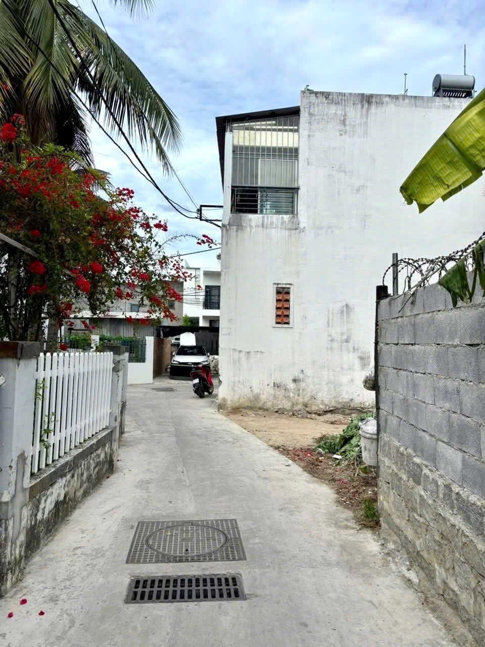 Bán đất Vĩnh Thái, Nha Trang, 8m ngang, full thổ, giá 2.4 tỷ, hướng Đông nam