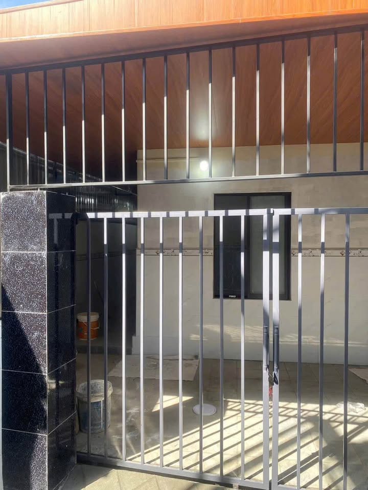 Bán gấp dãy trọ 4 phòng Trần Phú, gần Đào Tấn, sinh lời ngay