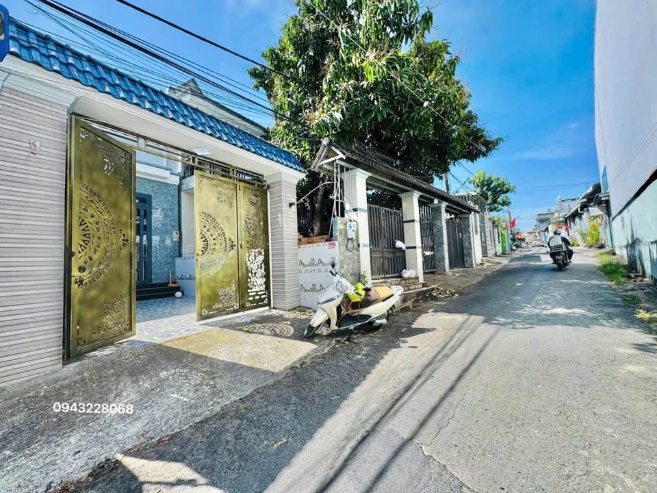 Bán nhà 5x27m Trảng Dài, gác đúc kiên cố, full nội thất, sổ riêng, giá 2.45 tỷ