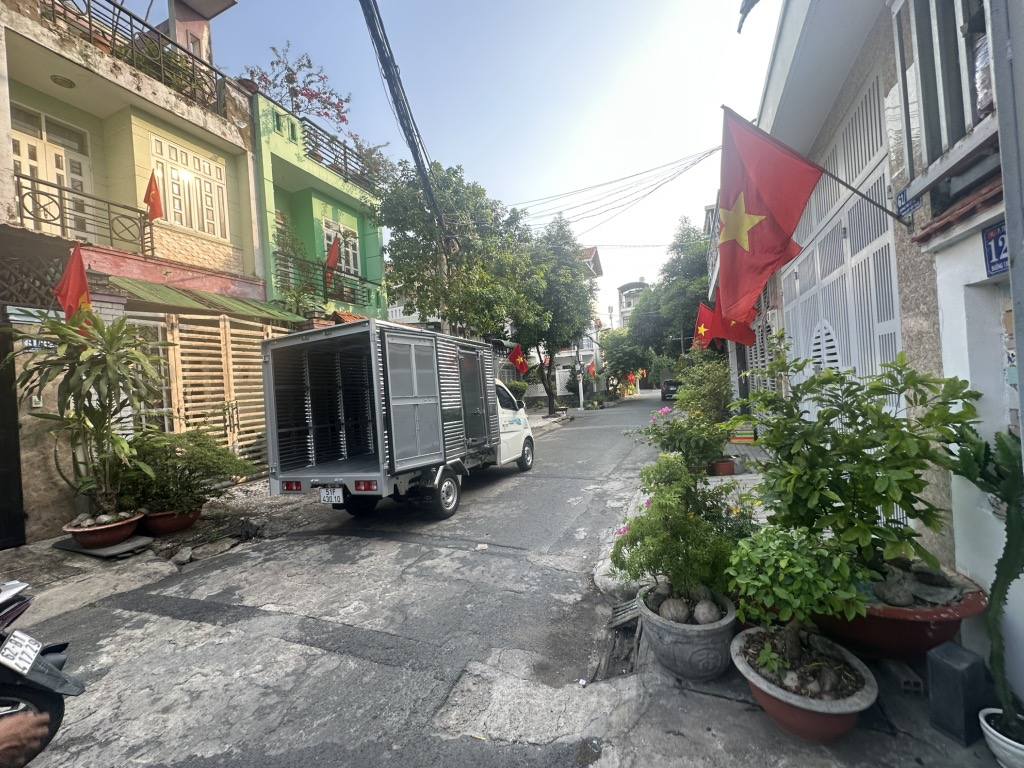 Nhà hẻm xe tải Song Hành, Quận 12 - Giá tốt chỉ 2.85 tỷ