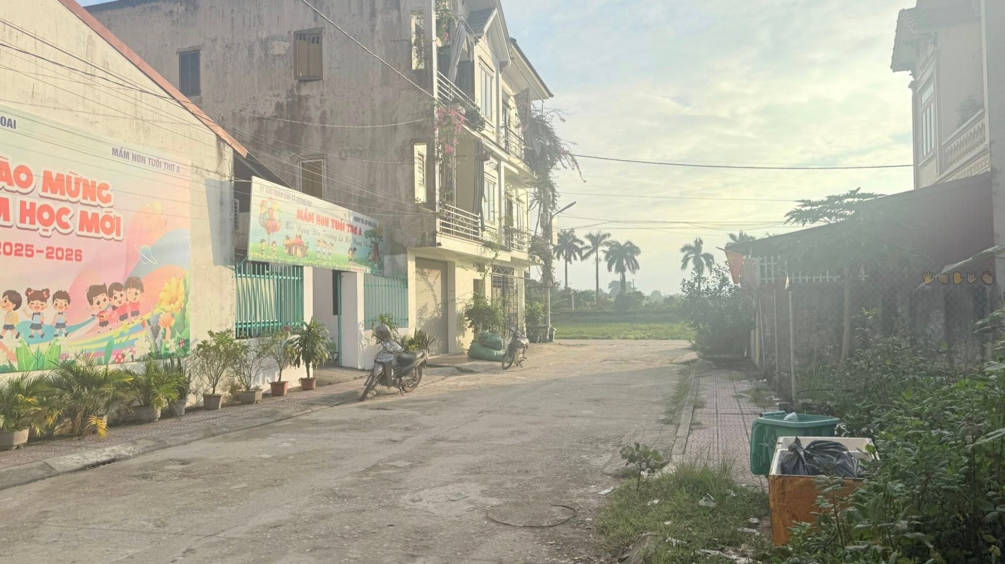 Bán đất Ba Vì, Hà Nội, gần siêu thị Lực Tiến, diện tích 126m2