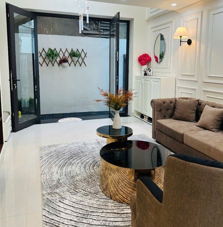 Siêu phẩm nhà vuông vắn, mặt tiền 5m nở hậu cực hiếm hoi khu trung tâm Cầu Giấy