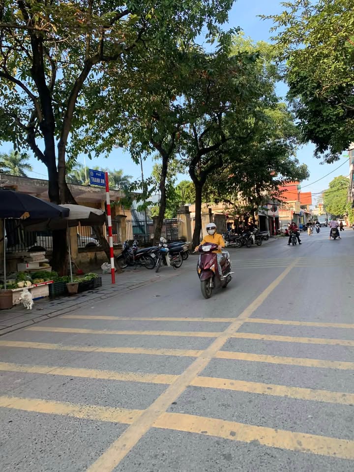 Nhà Long Biên - ngõ ngang thoáng đãng, sẵn sàng chuyển về