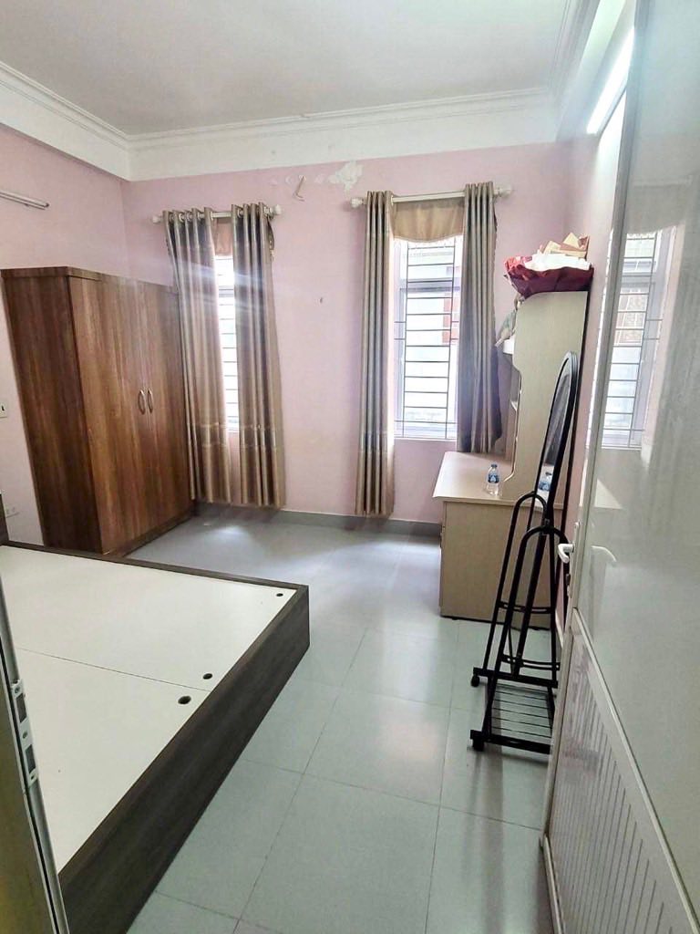 Siêu phẩm nhà dân xây chắc chắn, tọa lạc tại vị trí đắc địa thuộc phường Đức Diễn, quận Nam Từ Liêm