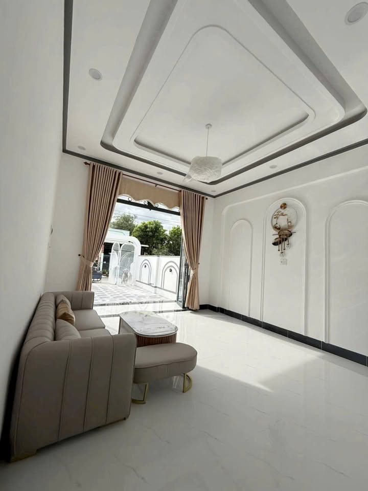 Nhà mặt tiền Hồ Chí Minh 140m² chỉ 600 triệu, cơ hội vàng