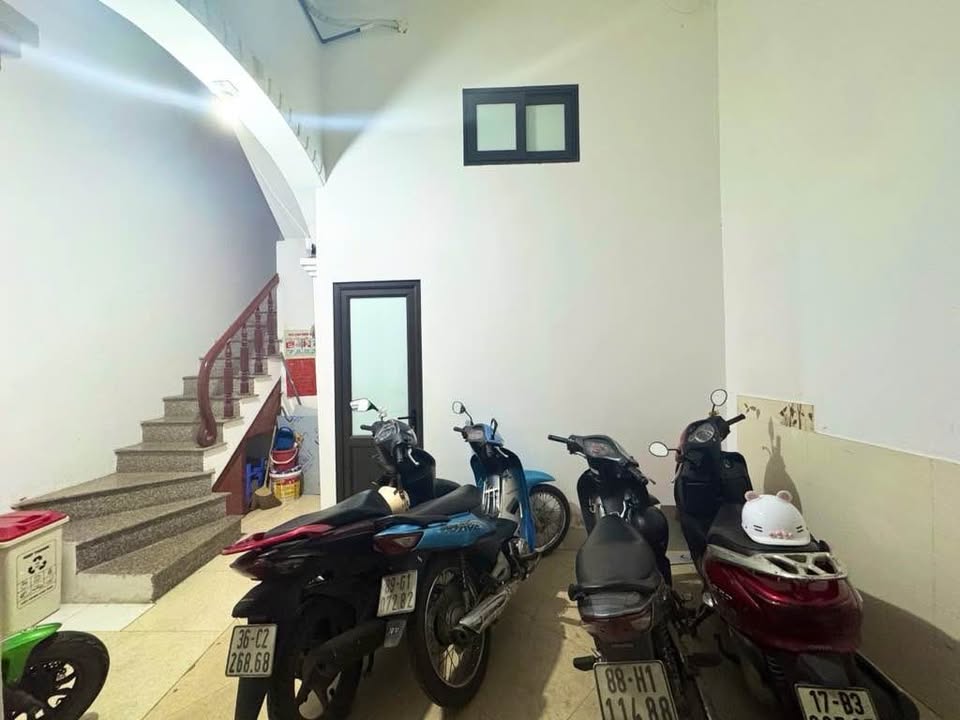 Nhà An Dương, vài bước chân đến Hồ Tây, trung tâm Thủ Đô