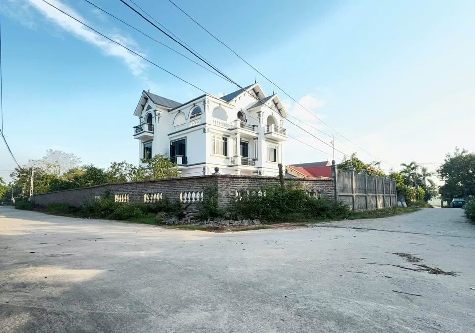 Bán đất thổ cư vuông vắn, đường ô tô tránh nhau tại Hiệp Hòa, Bắc Giang