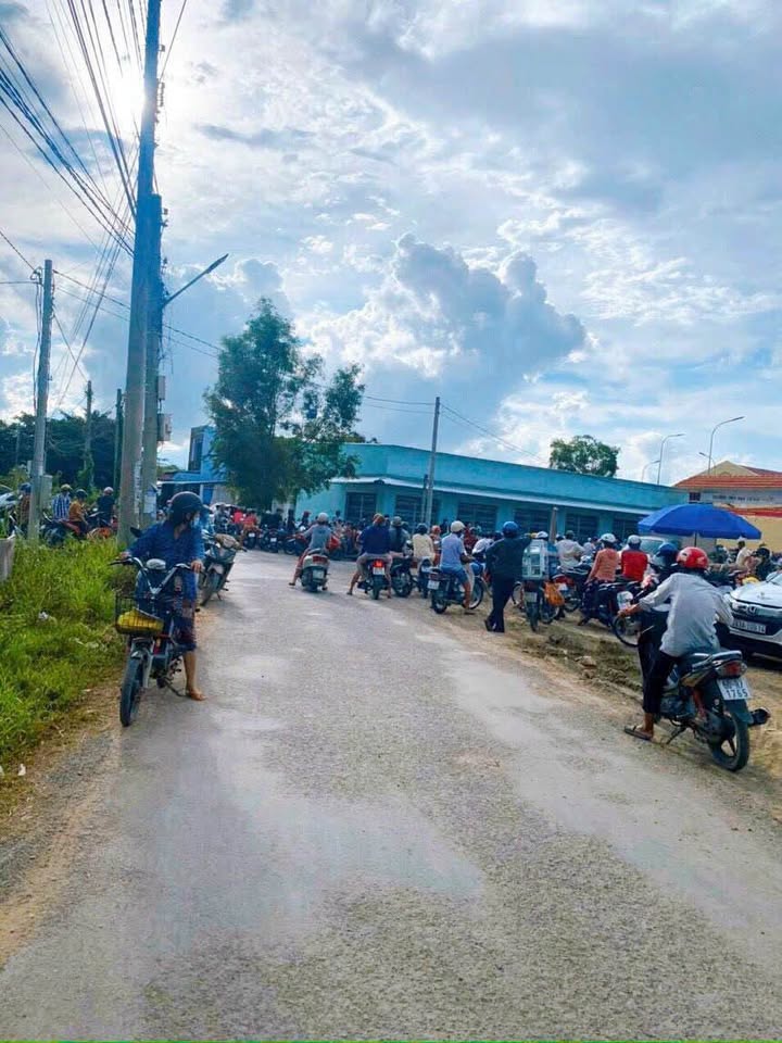 Mảnh đất vàng 5x20m tại Đức Hòa, Long An, liền kề trường học, giá chỉ 1.1 tỷ