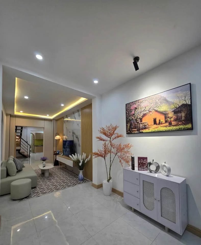 Chào mừng bạn đến với căn nhà mơ ước tại vị trí siêu trung tâm đường Phạm Ngũ Lão